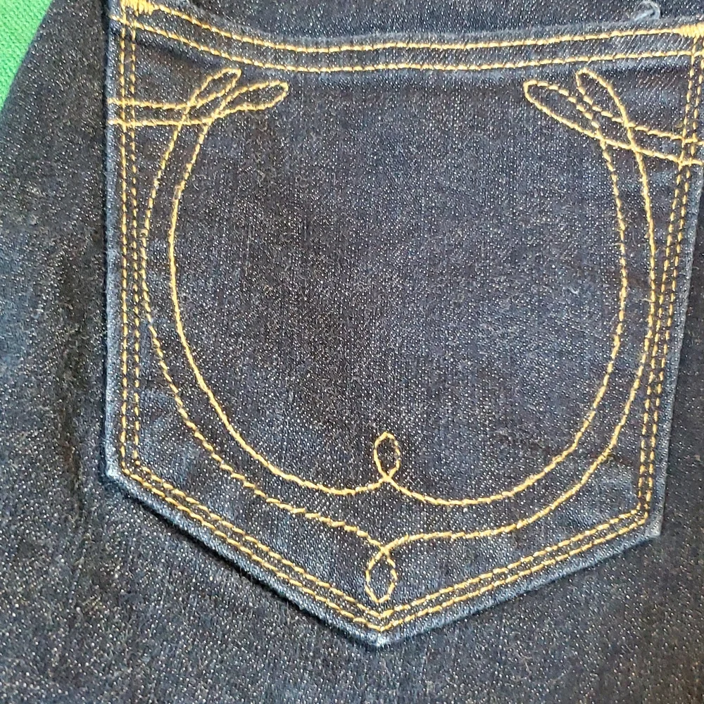 True religion Slim for size 25 blue jeans - Picture 10 of 13